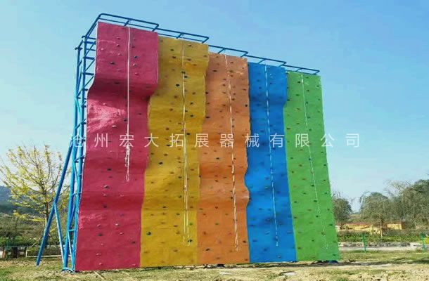 祝我公司贵州省贵阳市青少年线上买球官网（中国）官方网站_线上买球官网（中国）官方网站训练器材顺利安装完毕