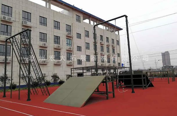 特警八项训练器械