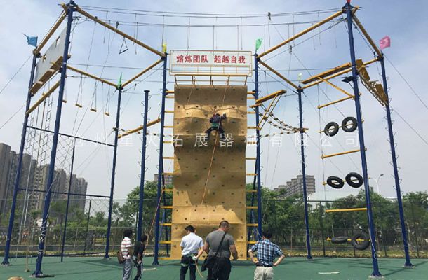 附高空线上买球官网（中国）官方网站_线上买球官网（中国）官方网站架攀岩墙