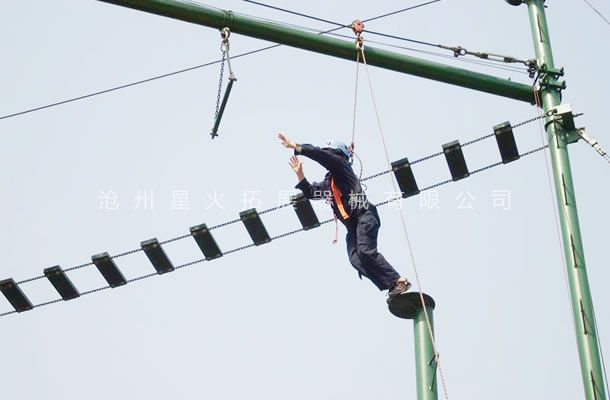 高空线上买球官网（中国）官方网站_线上买球官网（中国）官方网站器材，高空线上买球官网（中国）官方网站_线上买球官网（中国）官方网站训练架